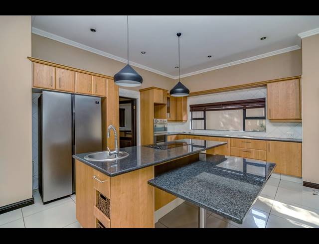 4 BEDROOM HOUSE FOR SALE IN DAINFERN VALLEY ESTATE